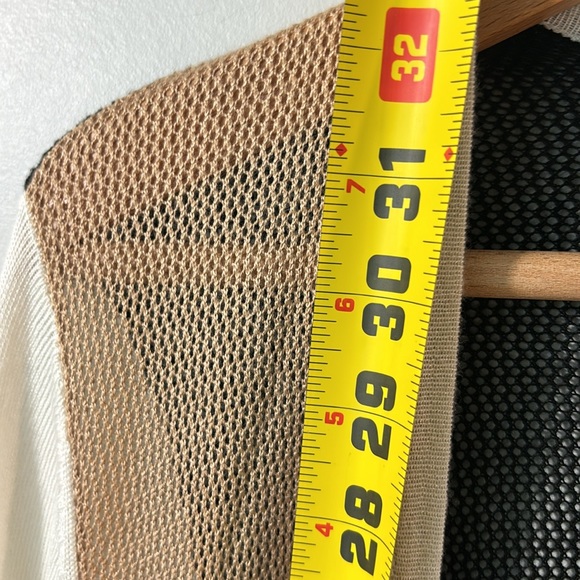 Chico’s long open cardigan sz 2. Neutral colors, light perfect for warm days. - Picture 6 of 6